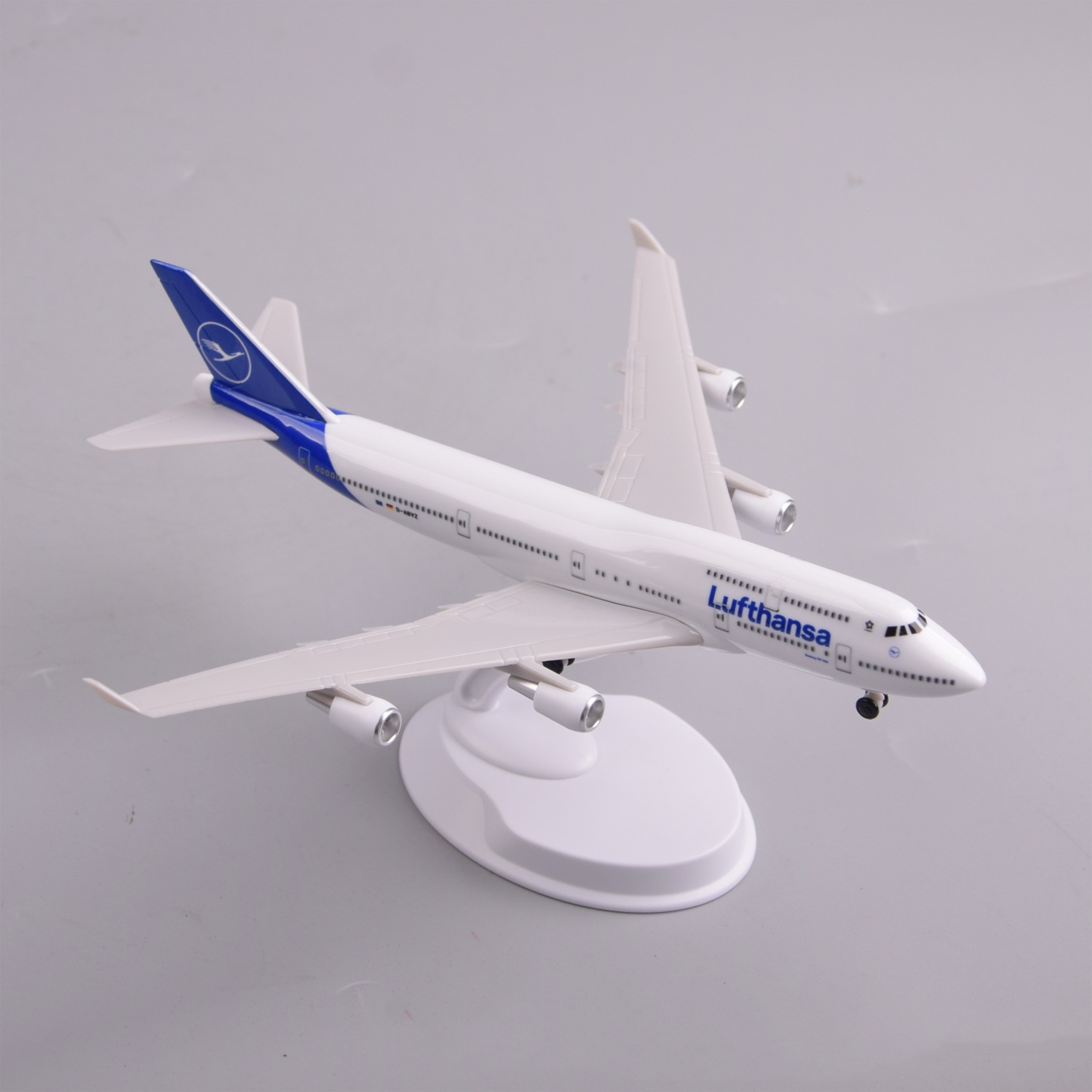Scale Aircraft 20cm  747 Plane – Model Airplane Plastic Bewertung und Preis